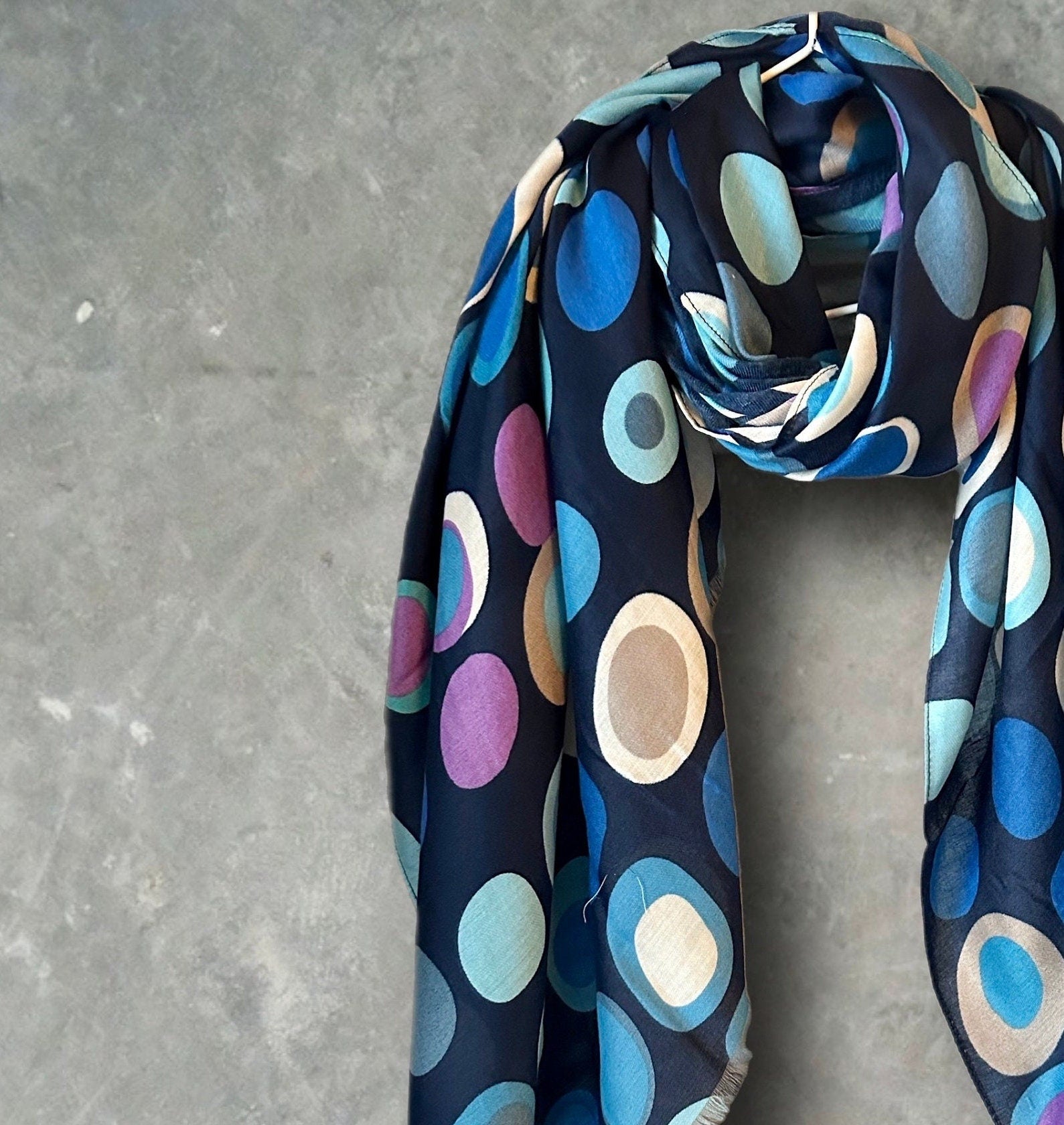 Round Circle Pattern Blue Cotton Scarf for Women,Suitable for Autumn Winter,Great Gifts for Her,Girlfriend,Mom,Birthday and Christmas