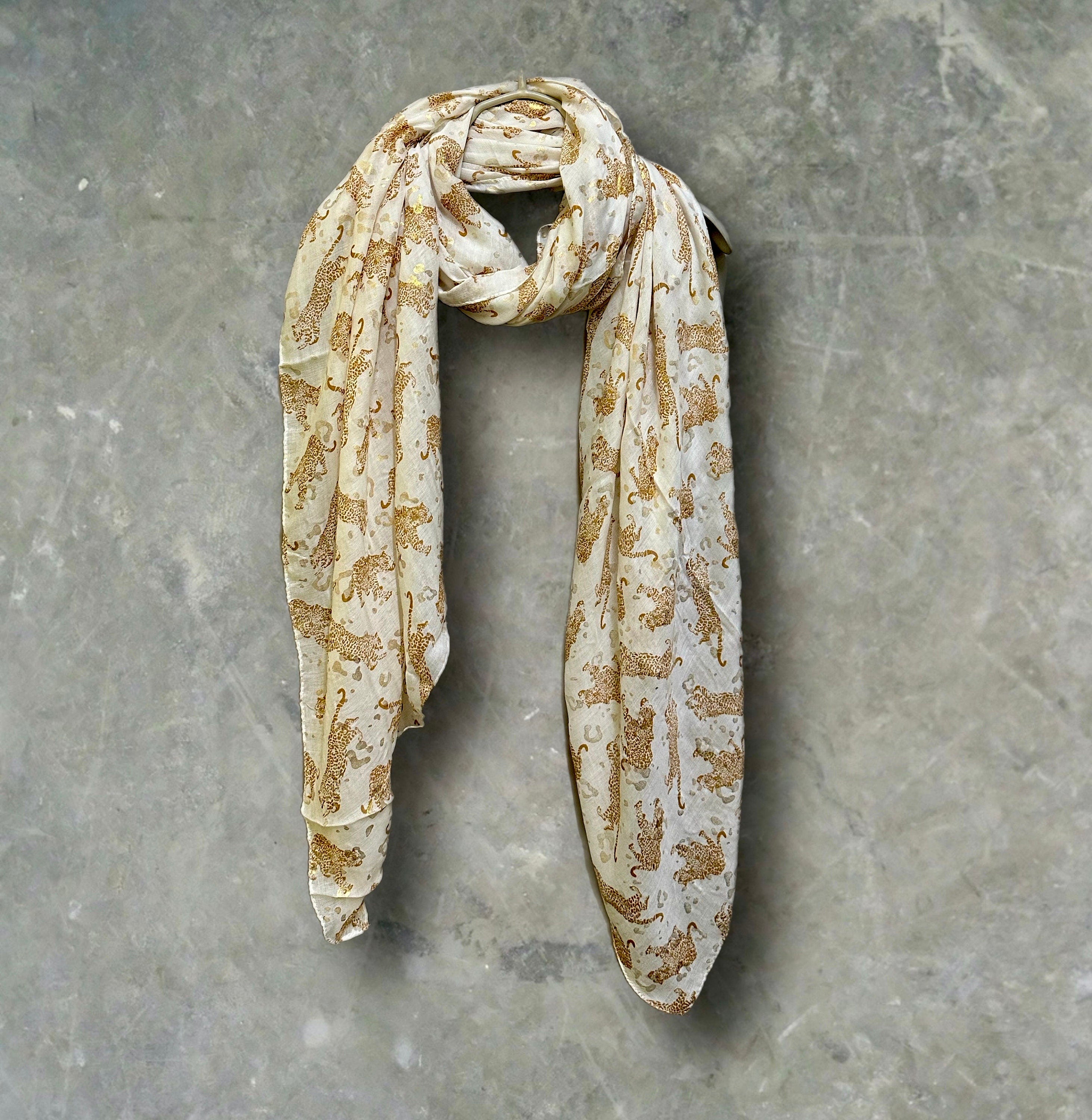 Brown classic leopards print off white scarf
