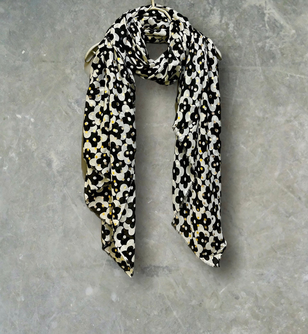 Chic Black/White Retro Floral Cotton Scarf with Gold Accents
