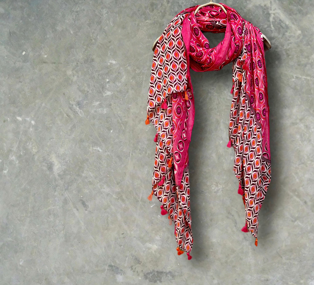 Pink Moroccan-Inspired Geometric Pattern Scarf with Tassels