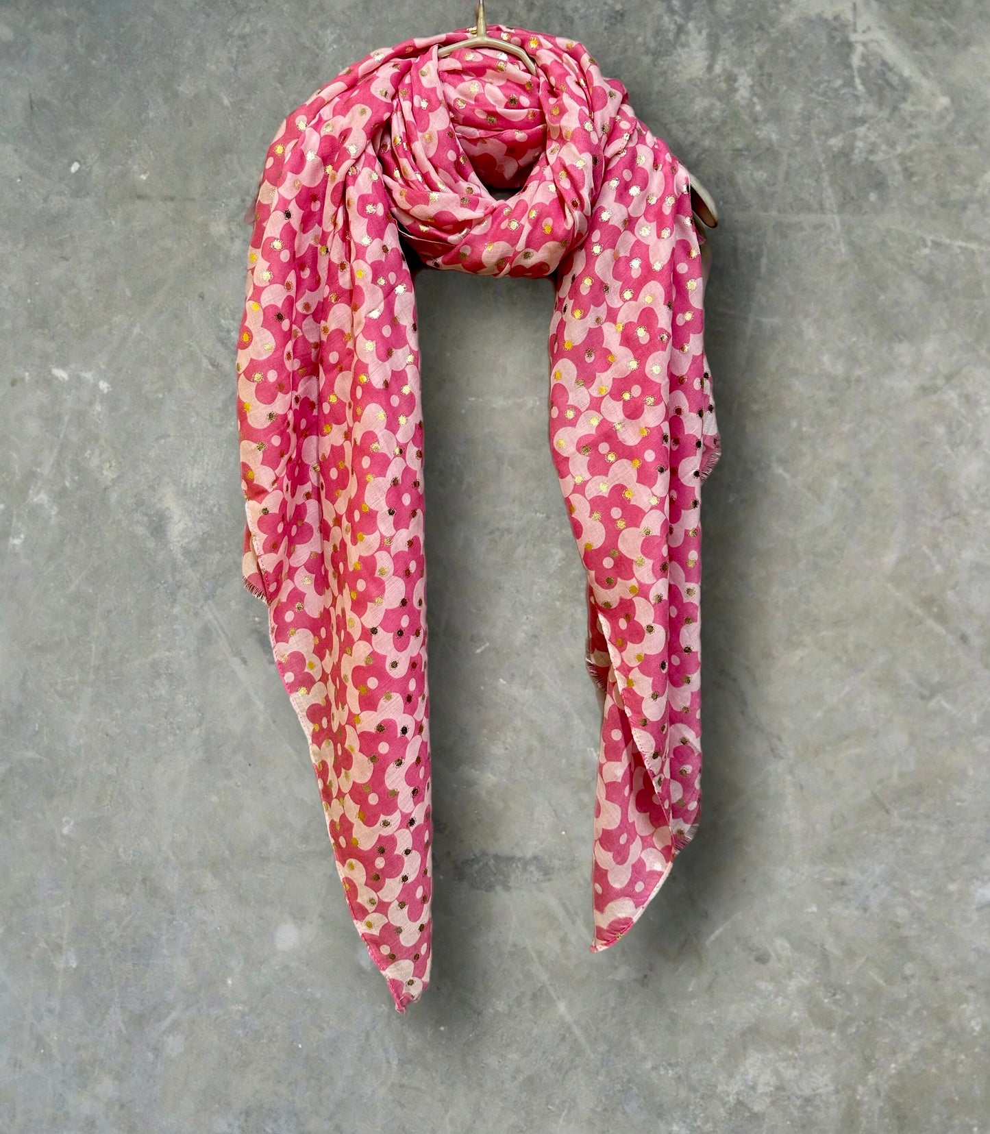 Chic Pink Retro Floral Cotton Scarf with Gold Accents,Perfect All-Season Gift for Her,Birthday,Christmas and Mother's Day