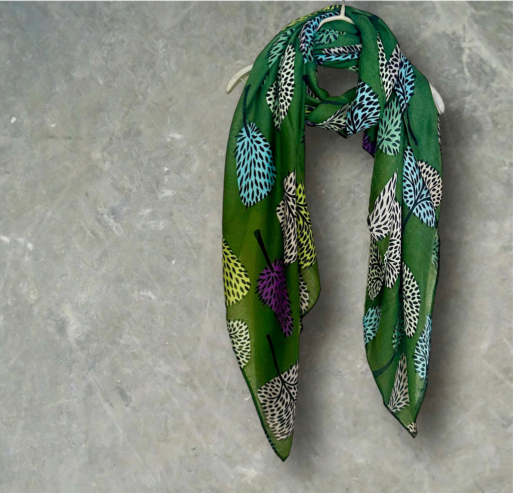 Stylish Green Botanical Print Cotton Blend Scarf