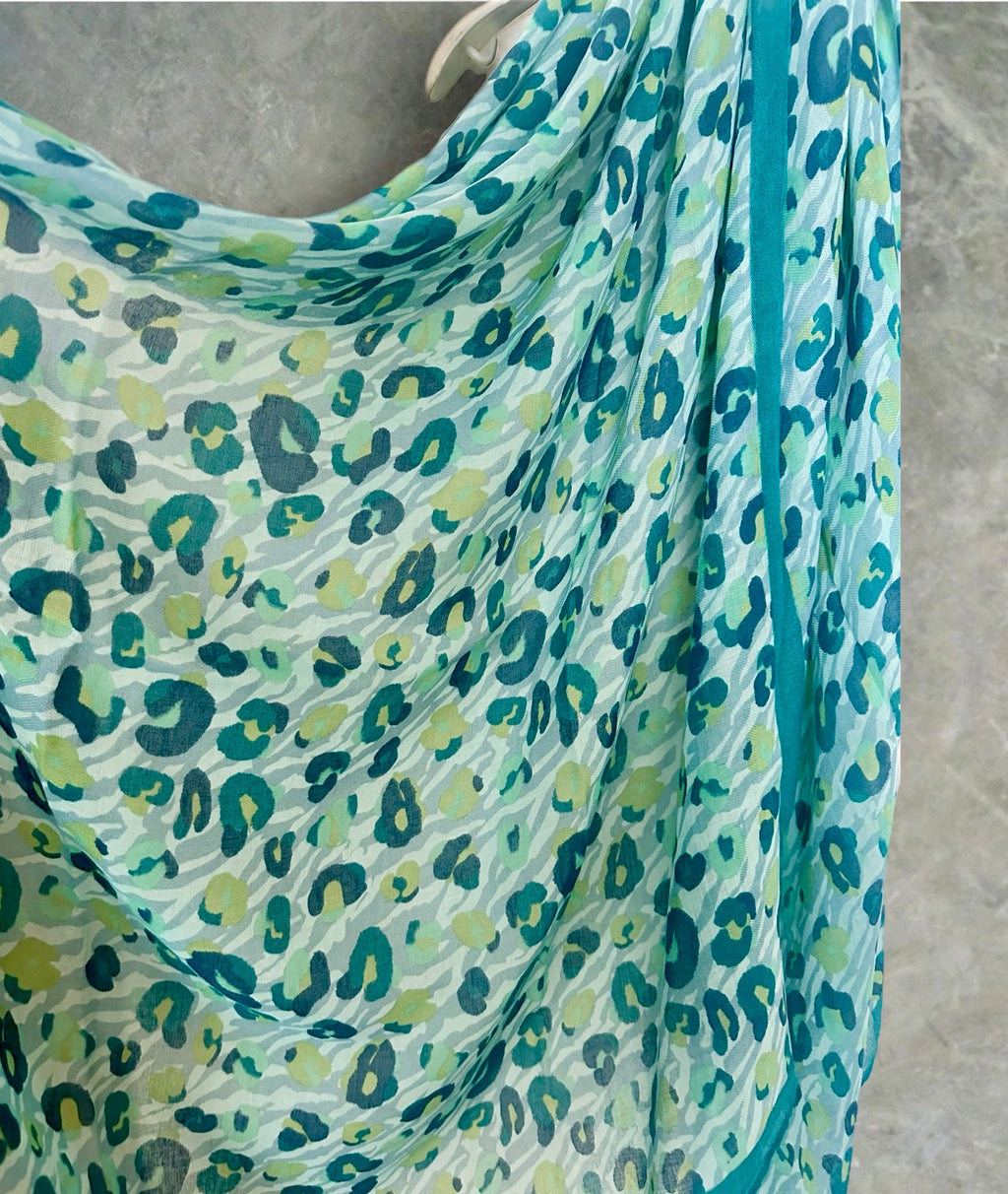Blue Green Classic Leopard Print Cotton Scarf