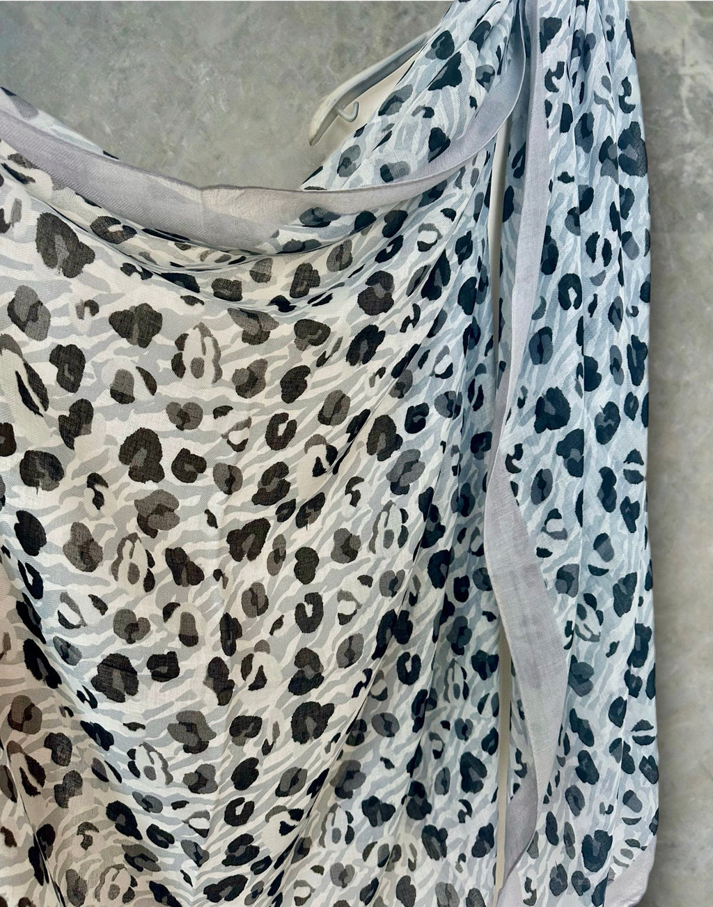 Grey White Leopard Pattern Cotton Scarf