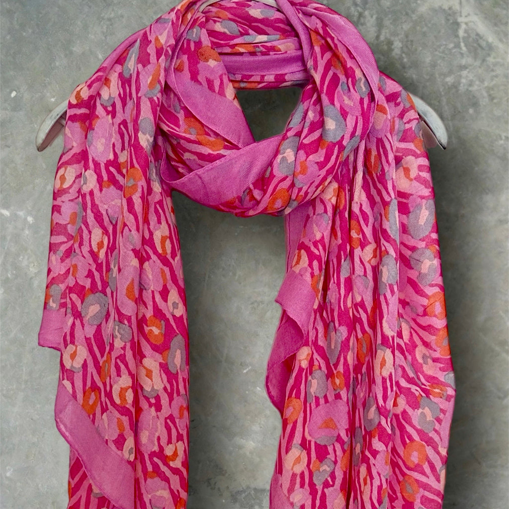 Fuchsia Pink Classic Leopard Print Cotton Scarf