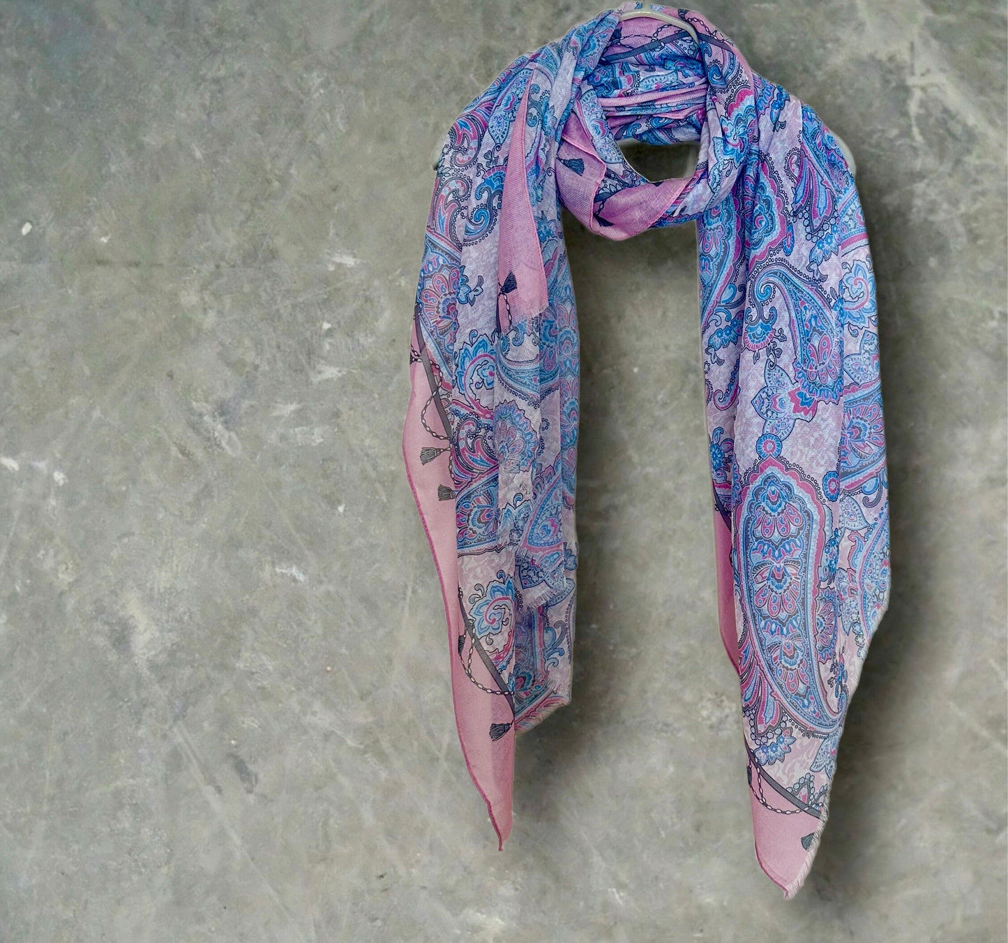 Blue/Pink Cotton Scarf Featuring Paisley Pattern,Perfect Gifts for Women on Mother's Day,Birthdays,Christmas,Suitable for All Seasons