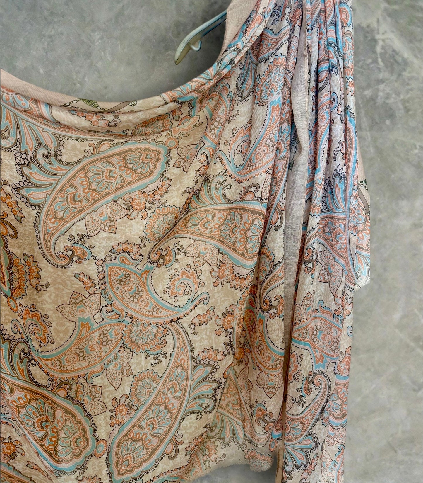 Beige Paisley Pattern Cotton Scarf, Ideal Gifts for Women on Mother's Day,Birthdays,Christmas,Versatile for All Seasons