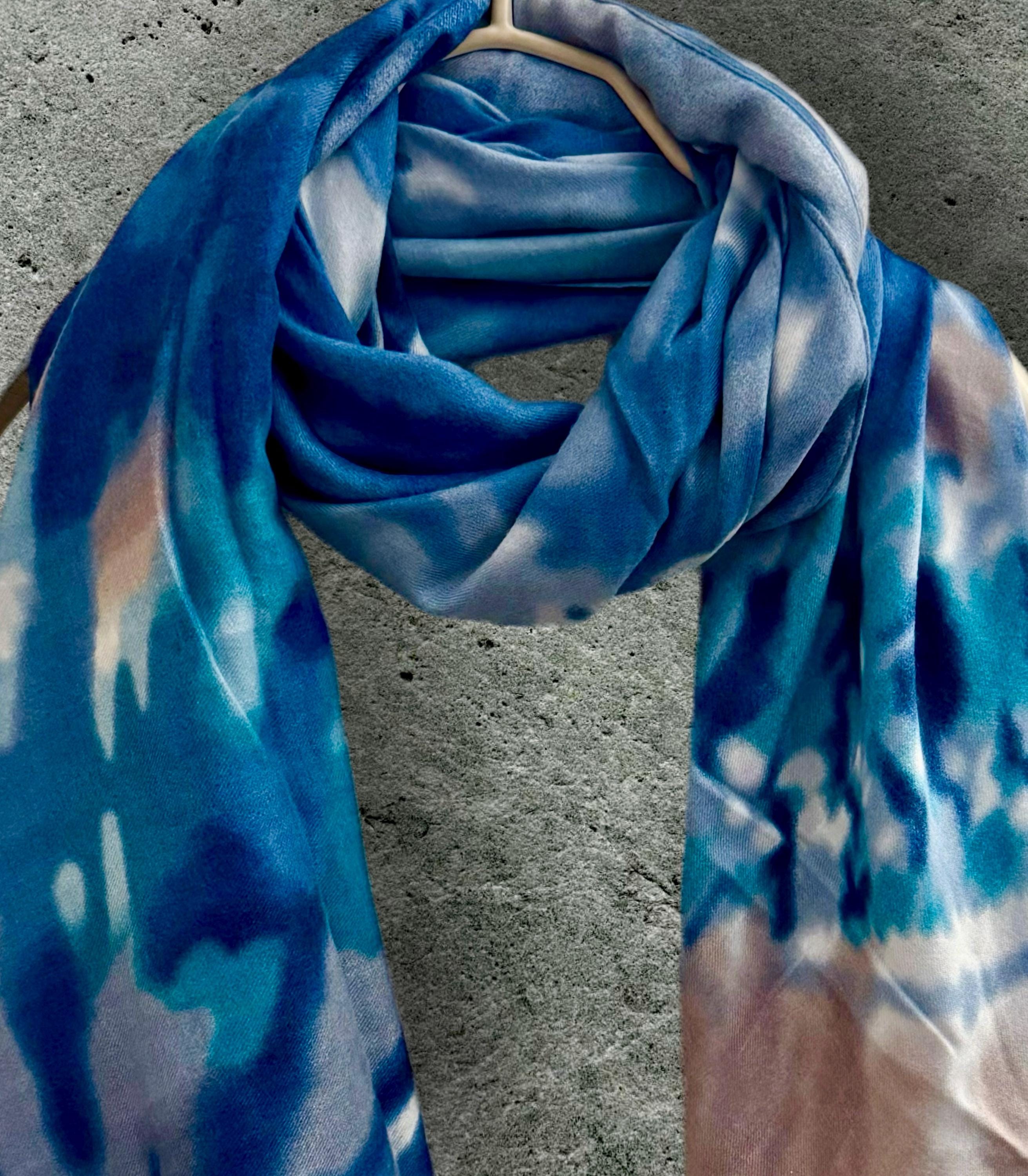 Versatile Blue/Beige Tie-Dye Scarf,Perfect for All Season,A Thoughtful Gifts for Her,Him,Mom,Birthday or Christmas