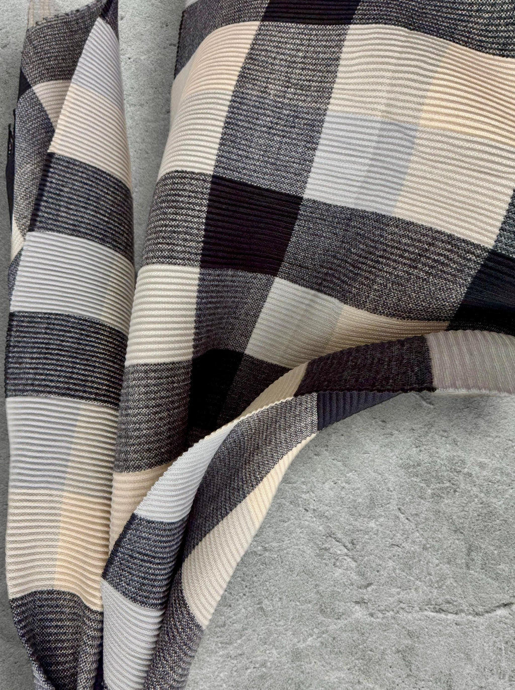 Unisex Monochrome Black Cream Grey Winter Scarf,Featuring Patchwork Colour Block Pattern,Ultra Soft Warm Wrap,Cosy Gift for Him or Her