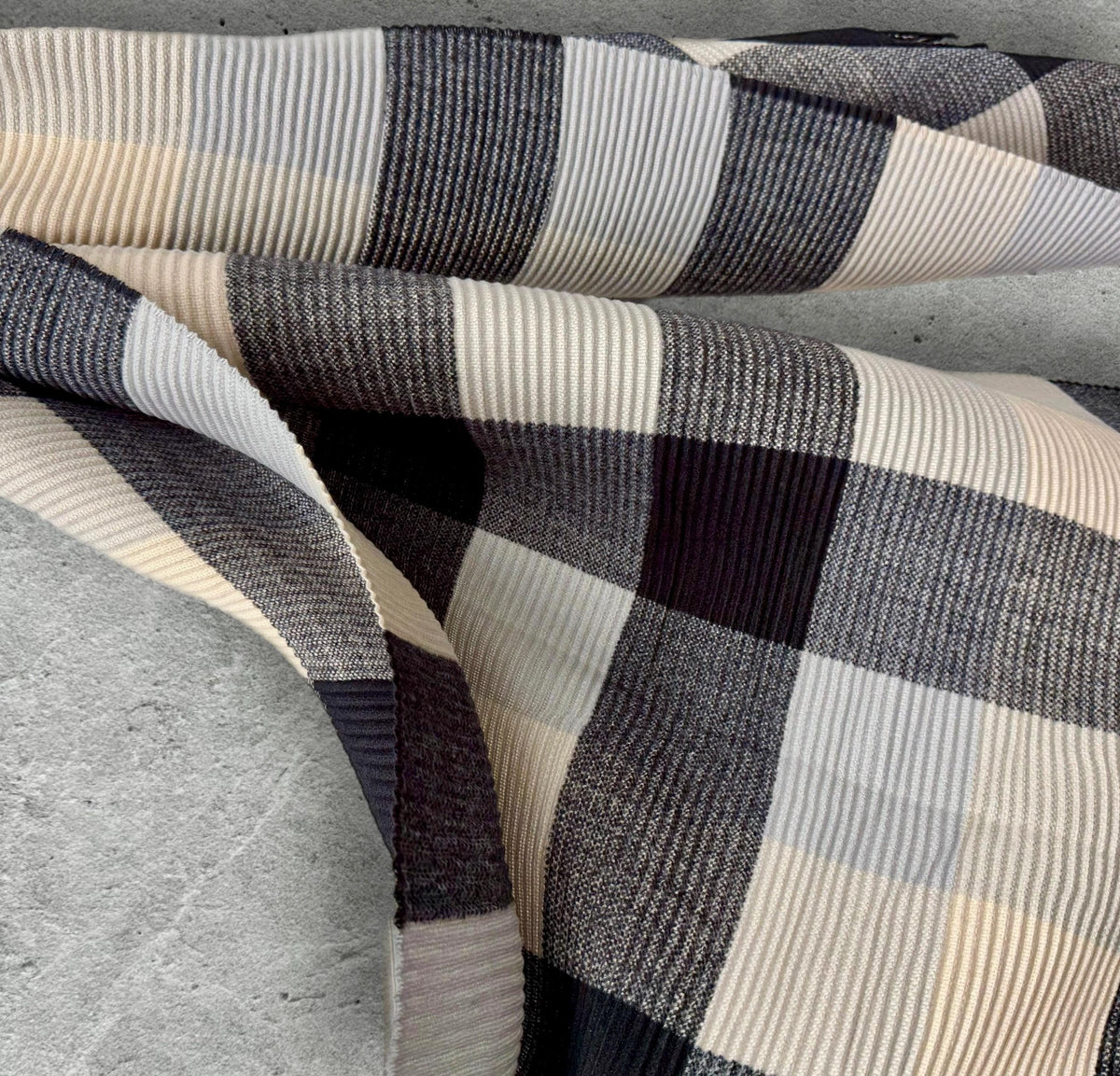 Unisex Monochrome Black Cream Grey Winter Scarf,Featuring Patchwork Colour Block Pattern,Ultra Soft Warm Wrap,Cosy Gift for Him or Her
