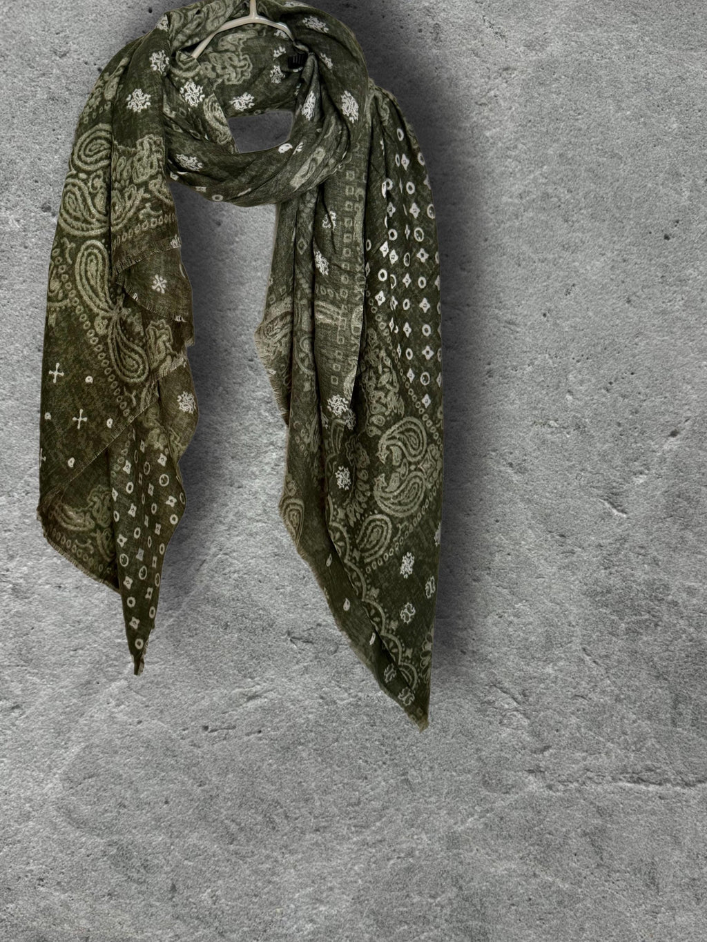 Olive Green Paisley Scarf for Women,Cotton Viscose Blend Boho Wrap,Vintage Bandana Print Shawl, Autumn Accessory,Ideal Gift for Her