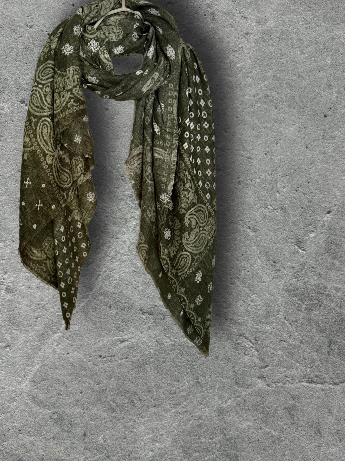 Olive Green Paisley Scarf for Women,Cotton Viscose Blend Boho Wrap,Vintage Bandana Print Shawl, Autumn Accessory,Ideal Gift for Her