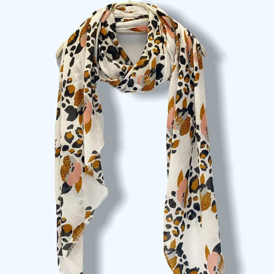 Seamless Brown Leopard Pattern Off White Cotton Scarf/Summer Scarf