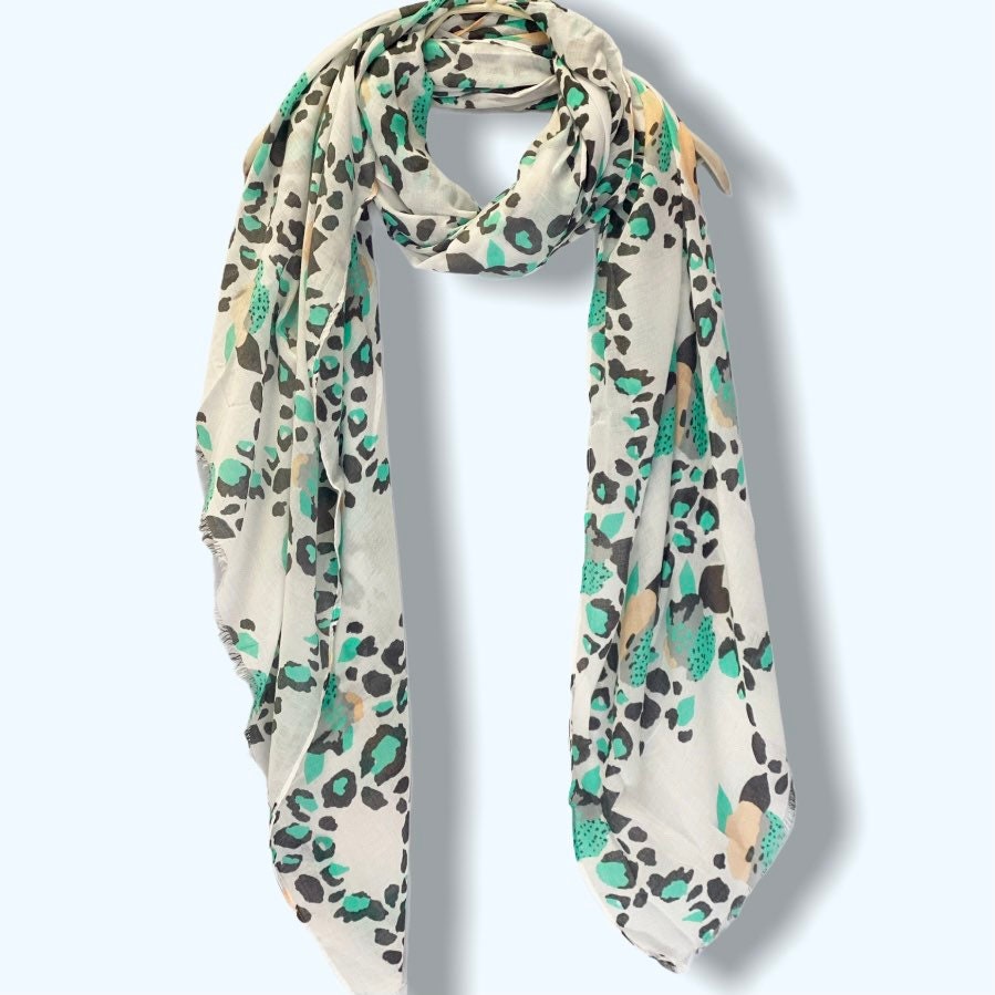 Seamless Light Blue Leopard Off White Cotton Scarf