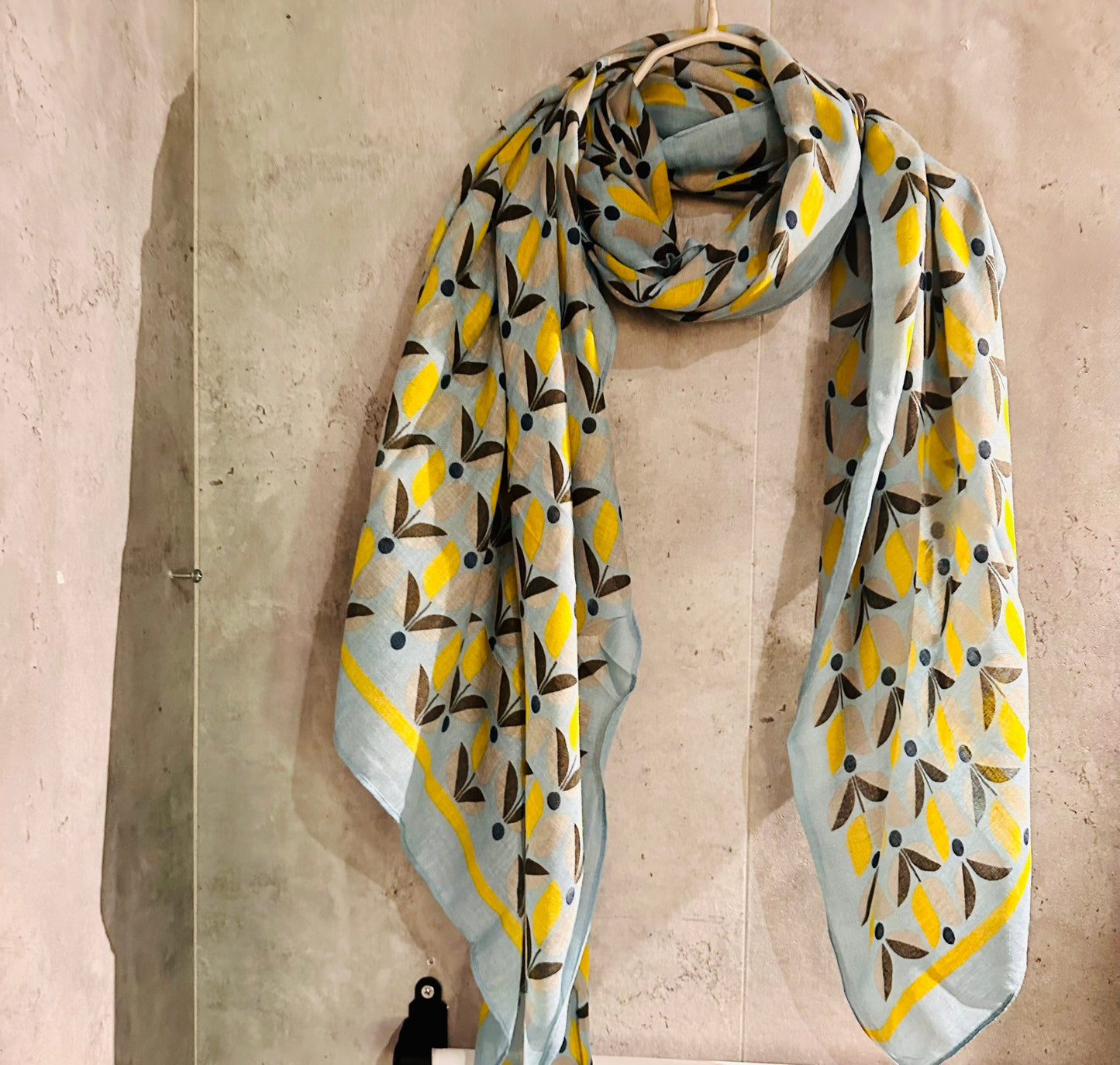 Grey Blue Organic Cotton Scarf with Eco-Friendly Retro Seamless Flowers – A Sustainable Gift for Mom, Ideal for Birthday and Christmas Celebrations